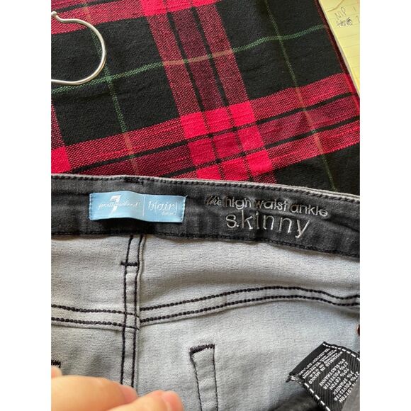 7 For All Mankind Jeans - Picture 6 of 6